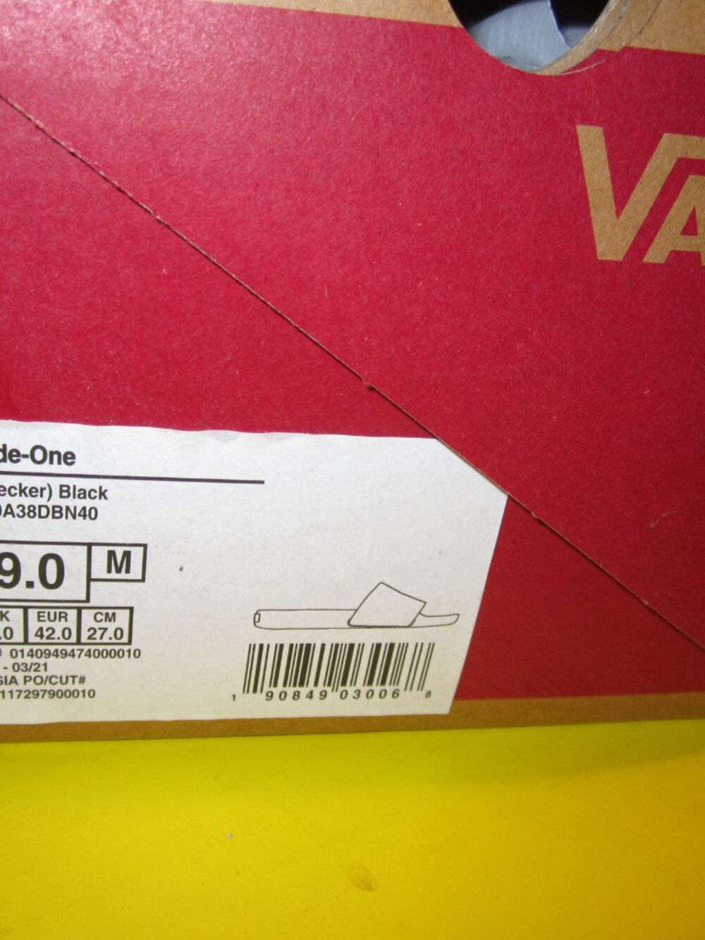 NEW Vans Slide-One Size 10 Checker Black Slides with Box - Picture 8 of 12